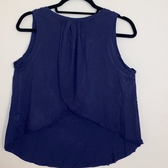 Soulcycle Bundle of Community Top & staff tee sz Small - Picture 5 of 9